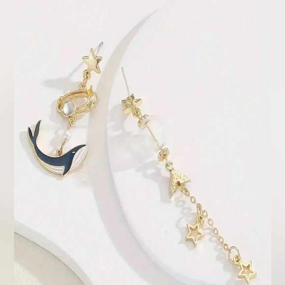 Whimsical Whale Earrings Gold Tone, Hanging Stars, Engraved detailing - Picture 3 of 3
